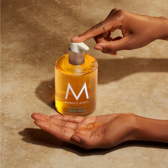Moroccanoil Hand Wash in Fragrance Originale 360mls/12.2fl.oz - Picture 6 of 6